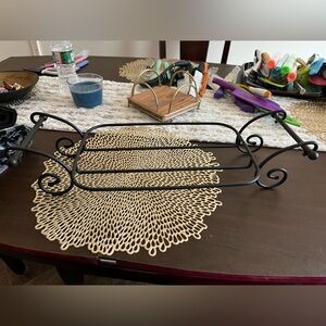 FOOD TRAY STAND